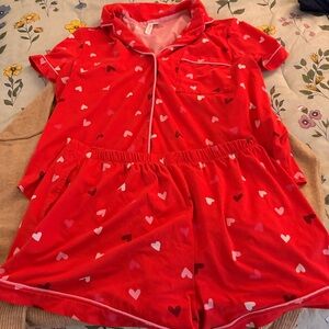 Red Heart Print Women's Pajama Set
